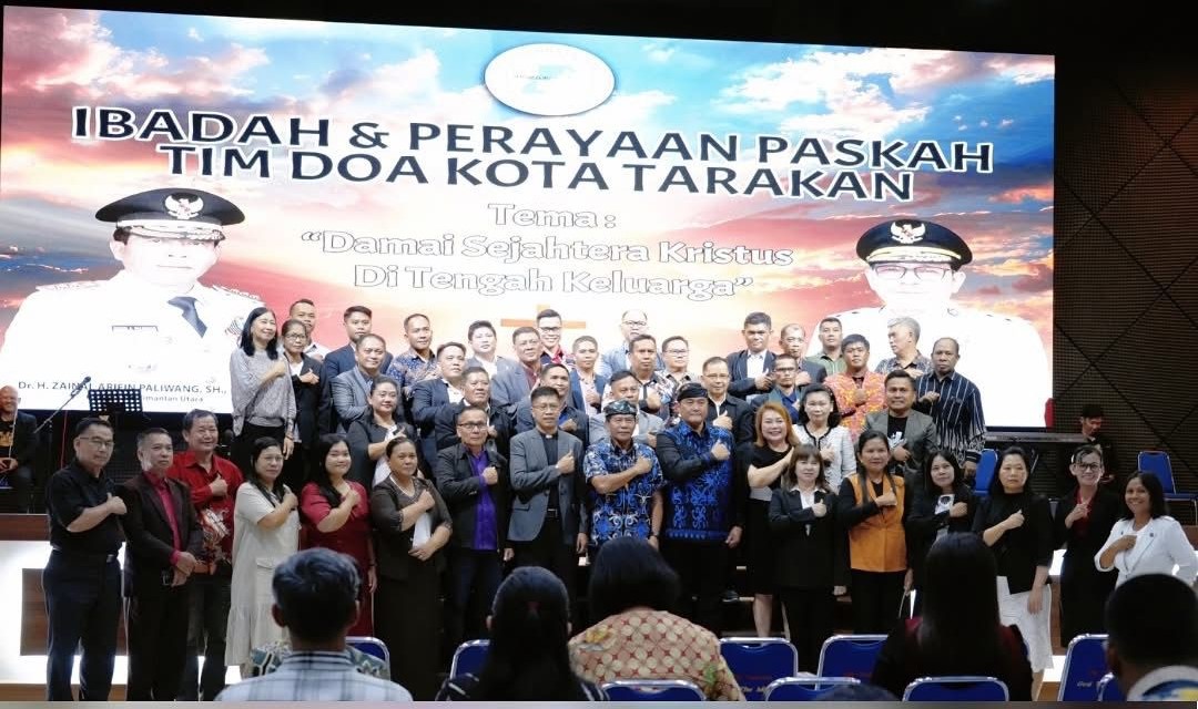 Gubernur Kalimantan Utara (Kaltara), Dr. H. Zainal A. Paliwang, S.H., M.Hum., menghadiri Perayaan Paskah yang diselenggarakan oleh Tim Doa Kota Tarakan di Gereja Bethesda God the Miracle.