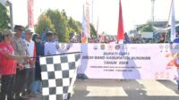 Pemkab Nunukan. Momen pelepasan peserta Parade Street Drum Band dalam rangka peringatan HUT ke-26 Kabupaten Nunukan di Pelabuhan Tunon Taka, Sabtu (1/11/2025).