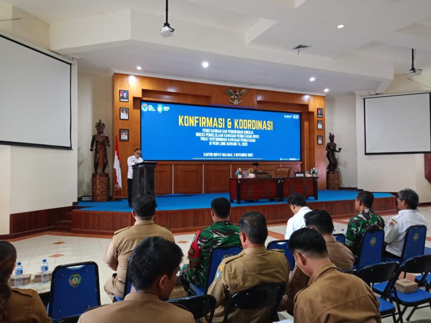 BNPP bersama Pemerintah Kabupaten Malinau menggelar kegiatan Konfirmasi dan Koordinasi Pengukuran Kinerja IPKP di Ruang Laga Feratu, Senin (3/11/2025), sebagai upaya menyelaraskan arah pembangunan kawasan perbatasan Long Nawang.