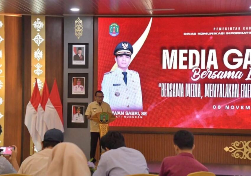 Pemkab Nunukan. Wakil Bupati Nunukan Hermanus dalam kegiatan Media Gathering bersama insan media, Kamis (6/11/2025). Pemerintah daerah menekankan pentingnya sinergi dengan media dalam menjaga arus informasi publik yang akurat dan konstruktif.