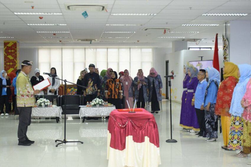 Pemprov Kaltara. Pelantikan pengurus Grup Lintas Sahabat Provinsi Kaltara oleh Asisten Pemerintahan dan Kesra Setprov Kaltara, H. Datu Iqro Ramadhan, di Gedung Gadis, Tanjung Selor, Minggu (9/11/2025).