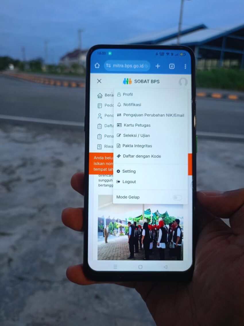 Calon pelamar membuka portal mitra.bps.go.id untuk mengikuti pendaftaran Mitra Statistik 2026 yang digelar BPS Malinau secara daring.