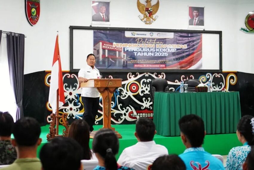 Pemkab Malinau. KDKMP. Para pengurus KDKMP mengikuti pemaparan Sekda Malinau terkait penguatan peran koperasi desa dalam pembangunan ekonomi lokal.