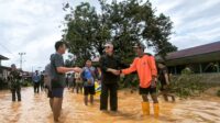 WEMPI TINJAU BANJIR keselamatan-warga-malinau.jpg