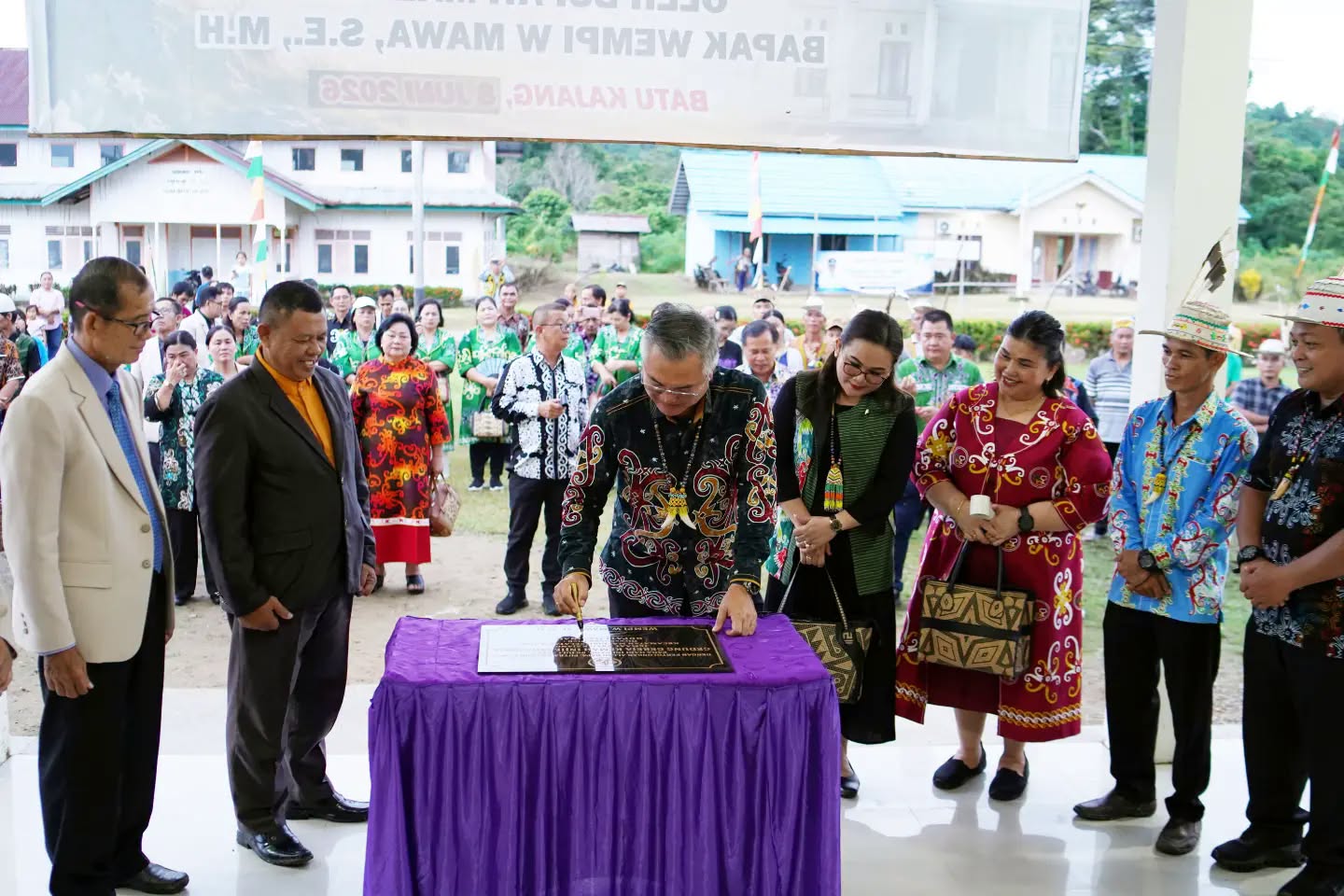 wempi gereja-kemah-injil-indonesia-malinau.jpg