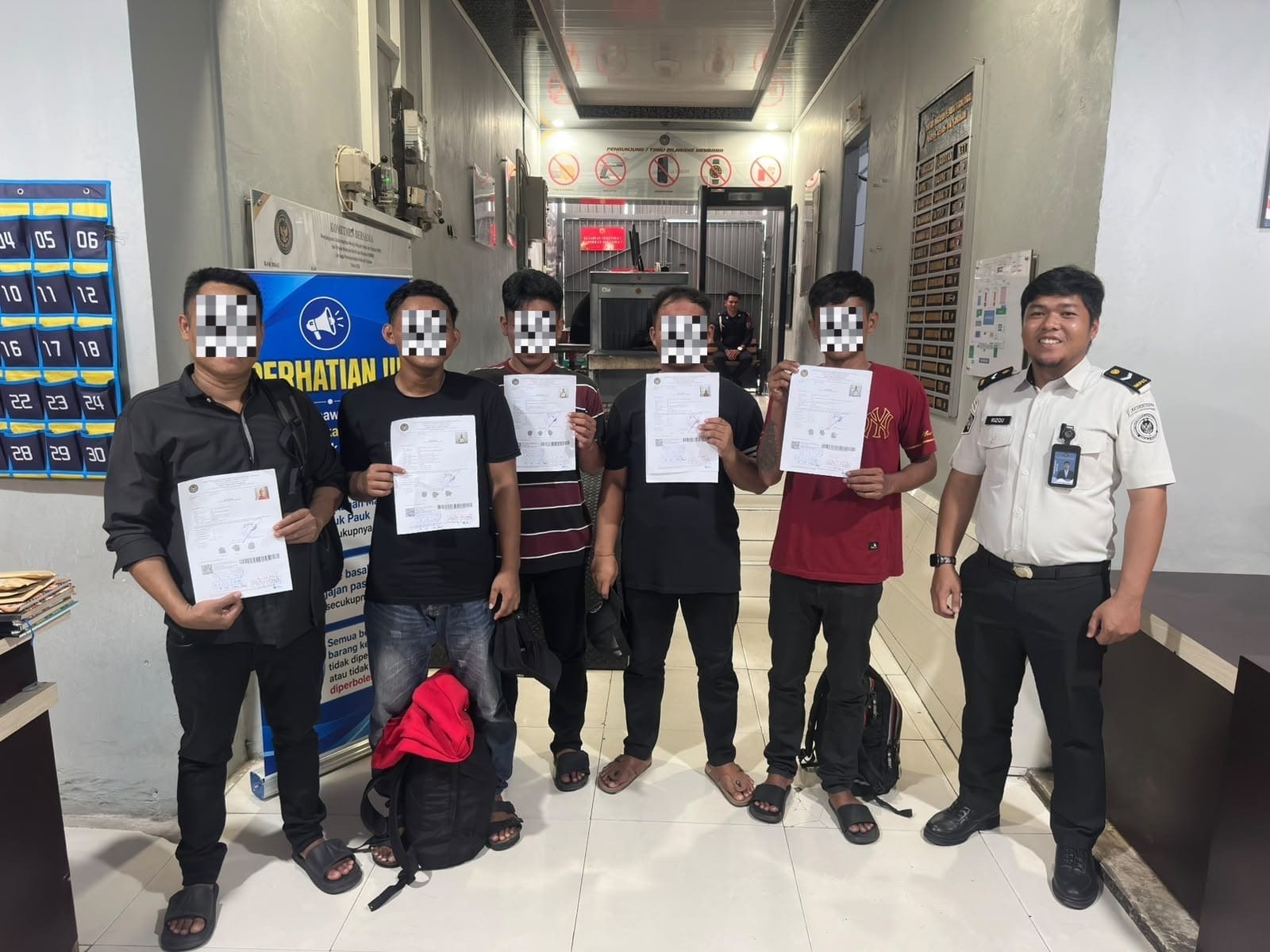 eb506f2f-974d-4c4a-ad7f-a8315f9663e2